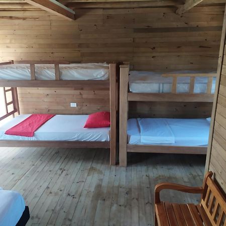 Hostel Villa Luz Beach Tintipan Island 外观 照片