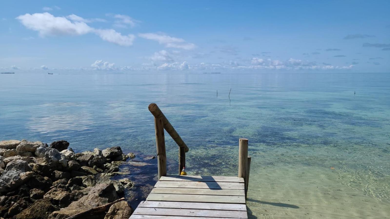 Hostel Villa Luz Beach Tintipan Island 外观 照片