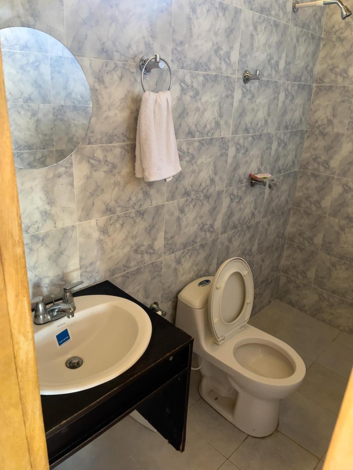 Hostel Villa Luz Beach Tintipan Island 外观 照片